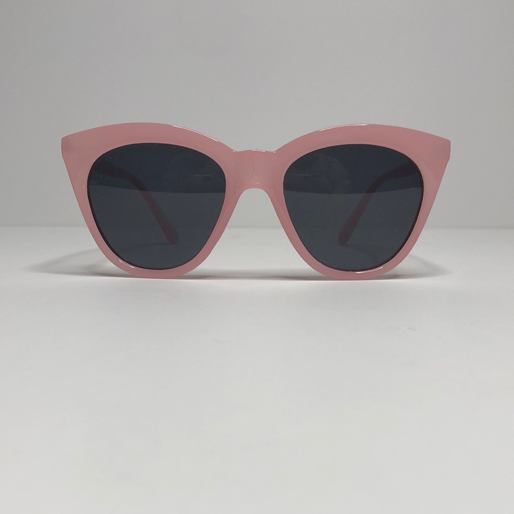 Peepers “Mimosa” Pink Cat-Eye Polarized Sunglasses